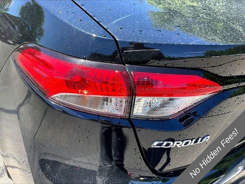 Used 2024 Toyota Corolla LE FWD image 28