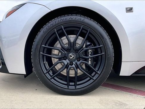 Used 2023 Lexus IS 500 image 11