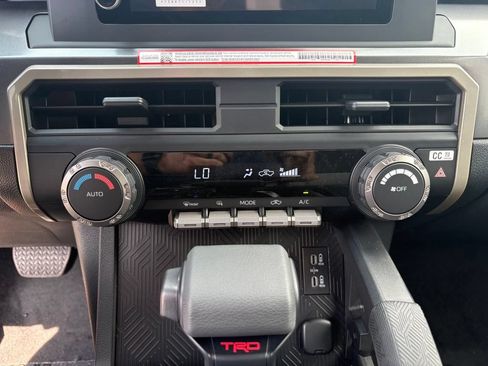 New 2026 Toyota Tacoma TRD Off-Road AWD/4WD image 21