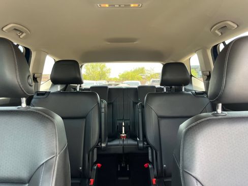 Used 2019 Volkswagen Atlas SE FWD image 28