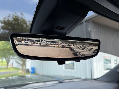 Used 2021 GMC Sierra 3500 AT4 w/ AT4 Premium Plus Package AWD/4WD image 18