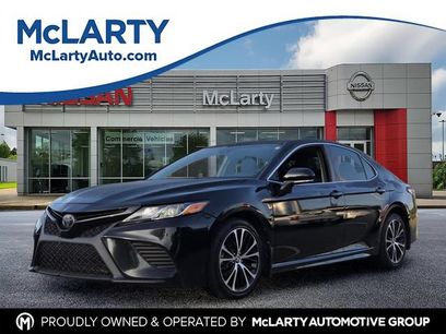 Used 2019 Toyota Camry SE w/ Convenience Package