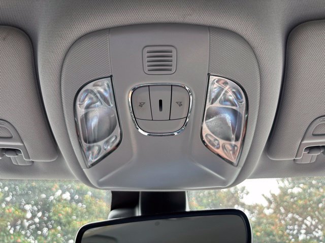Used 2022 Jeep Compass Limited AWD/4WD image 30