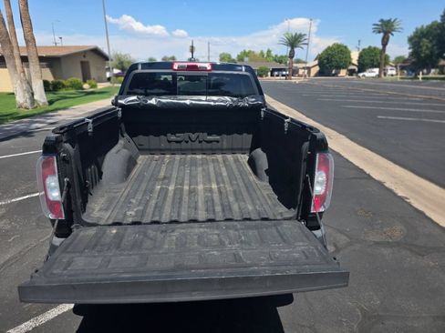 Used 2018 GMC Canyon SLE w/ Nightfall Edition AWD/4WD image 14