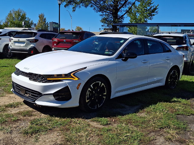 Used 2024 Kia K5 GT-Line w/ GT-Line Premium Package FWD image 3