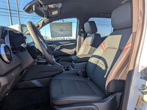 New 2026 Chevrolet Colorado Z71 w/ Z71 Convenience Package 2 image 2