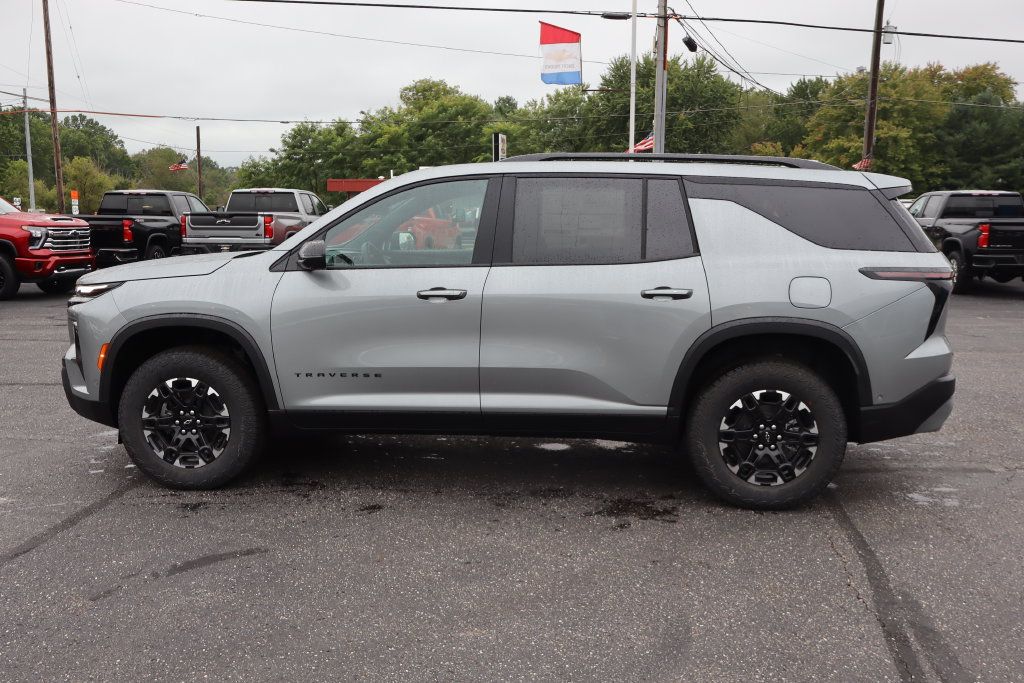 New 2027 Chevrolet Traverse Z71 w/ Enhanced Driving Package AWD/4WD image 31