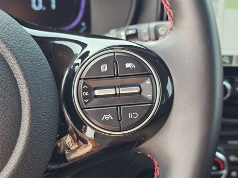 Certified 2024 Kia Soul GT-Line FWD image 35