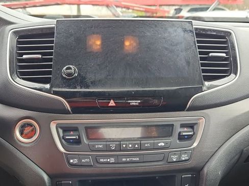 Used 2022 Honda Passport TrailSport image 23