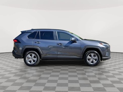 Used 2025 Toyota RAV4 XLE AWD/4WD image 5