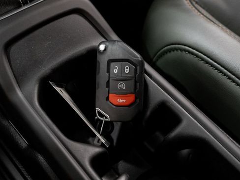 New 2026 Jeep Gladiator Mojave image 21