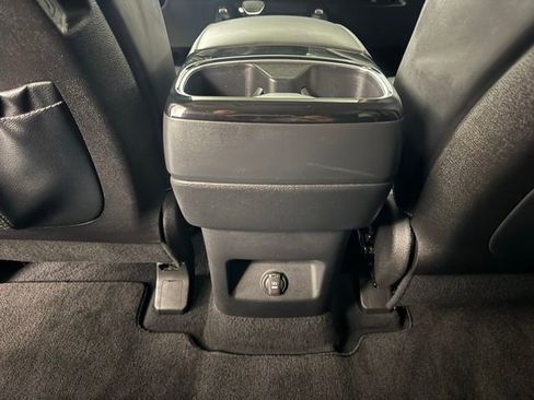 Used 2024 Kia Telluride S w/ S Sunroof Package image 16