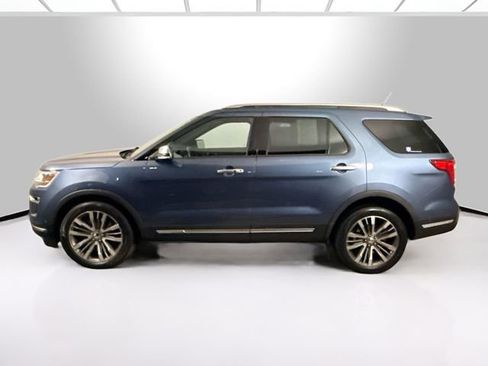 Used 2018 Ford Explorer Platinum AWD/4WD image 11