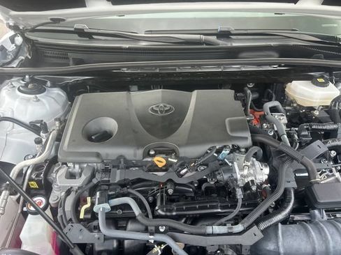 Used 2025 Toyota Camry LE FWD image 30