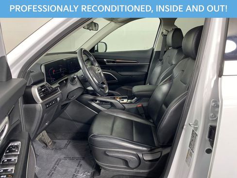 Used 2024 Kia Telluride LX image 7