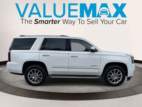 Used 2015 GMC Yukon Denali w/ Touring Package image 2