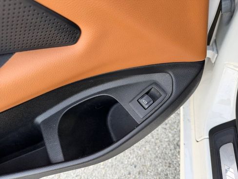 Used 2023 BMW M440i Coupe w/ Premium Package image 11