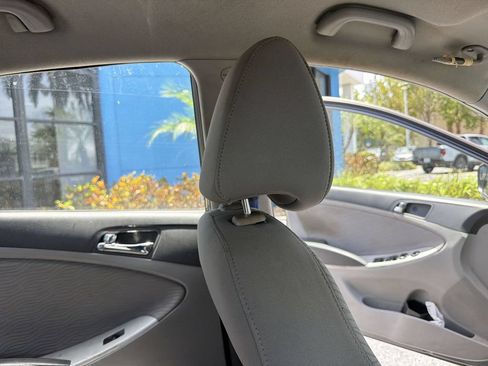 Used 2012 Hyundai Accent GLS w/ Premium Pkg 3 FWD image 16