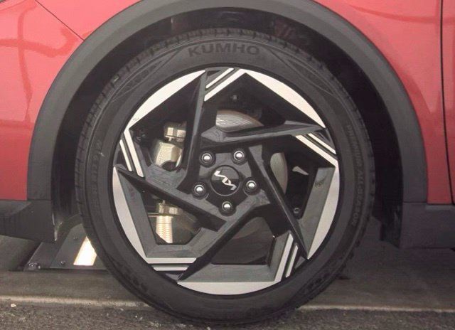 Certified 2025 Kia K4 EX FWD image 9