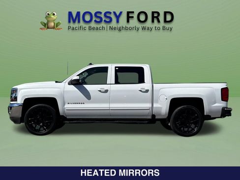 Used 2017 Chevrolet Silverado 1500 LT w/ All Star Edition RWD image 9