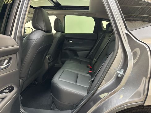 Certified 2025 Nissan Murano SL w/ Cargo Package AWD/4WD image 19