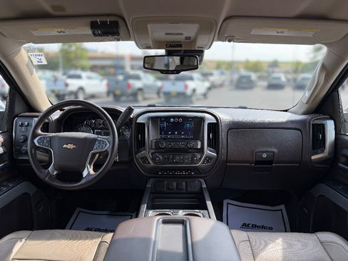 Used 2015 Chevrolet Silverado 1500 LTZ Z71 w/ LTZ Plus Package AWD/4WD image 5