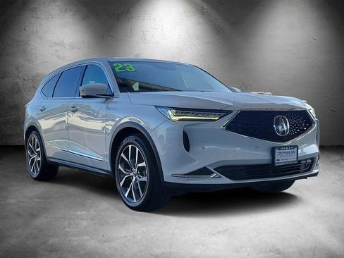 Used 2023 Acura MDX SH-AWD w/ Technology Package image 2