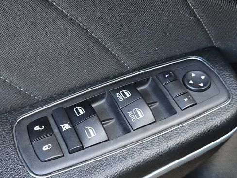 Used 2023 Dodge Charger SXT RWD image 12