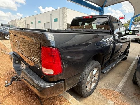 Used 2019 RAM 1500 Express w/ Express Value Package AWD/4WD image 7