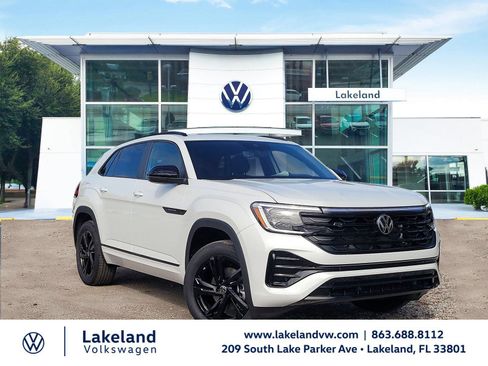 New 2026 Volkswagen Atlas Cross Sport SEL R-Line AWD/4WD image 1