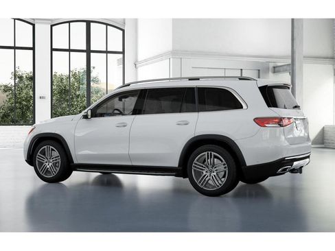 New 2026 Mercedes-Benz GLS 450 4MATIC image 31