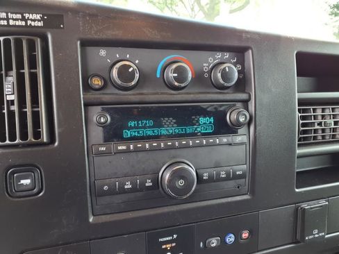 Used 2024 Chevrolet Express 2500 Work Van w/ Driver Convenience Package image 11