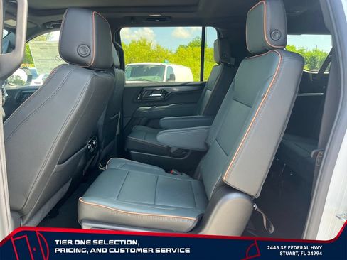 New 2026 GMC Yukon XL AT4 AWD/4WD image 11