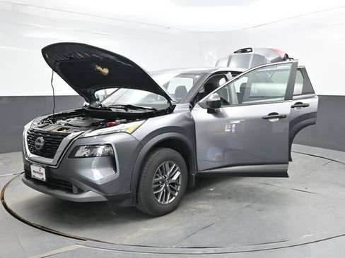 Used 2023 Nissan Rogue S AWD/4WD image 45