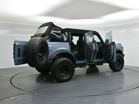 Used 2023 Ford Bronco 4-Door image 5
