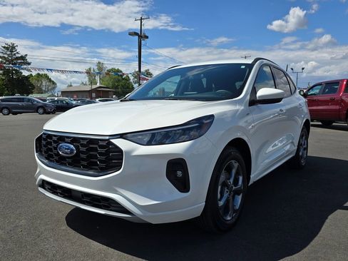 Used 2023 Ford Escape ST-Line Select image 7