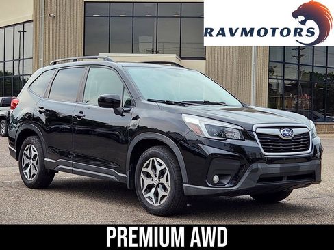 Used 2021 Subaru Forester Premium AWD/4WD image 1