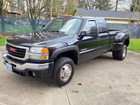 Used 2006 GMC Sierra 3500 SLE image 9
