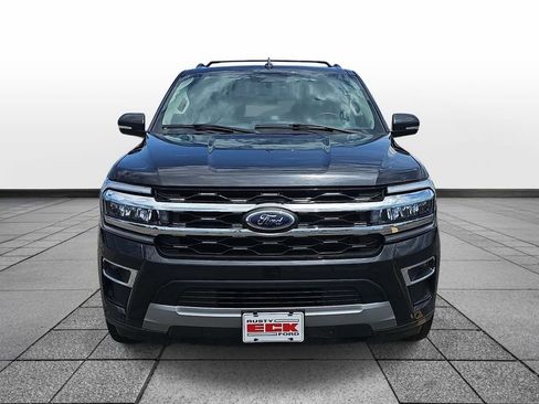 Used 2024 Ford Expedition Limited AWD/4WD image 2