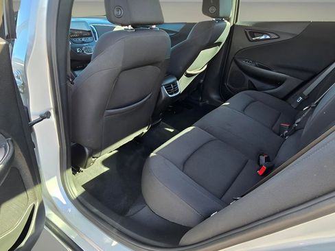 Used 2021 Chevrolet Malibu LT image 15