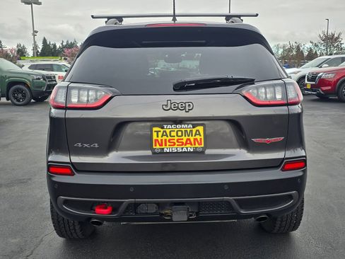 Used 2021 Jeep Cherokee Trailhawk w/ Sun, Sound & Nav Group AWD/4WD image 4
