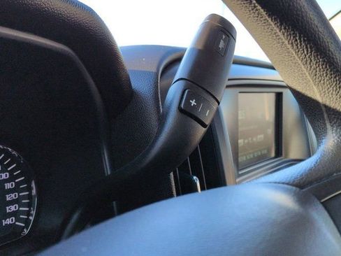 Used 2016 GMC Sierra 1500 2WD Regular Cab image 16