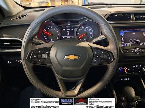 Used 2023 Chevrolet TrailBlazer LT image 18