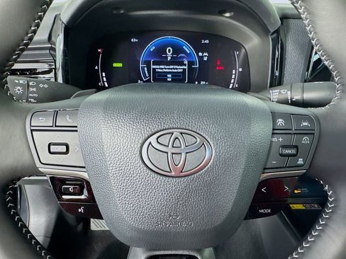 New 2026 Toyota Camry SE image 15