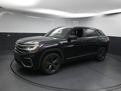 Used 2021 Volkswagen Atlas Cross Sport SE w/ Panoramic Sunroof Package