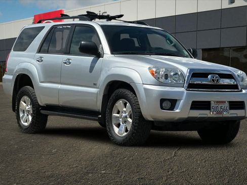 Used 2006 Toyota 4Runner SR5 RWD image 10