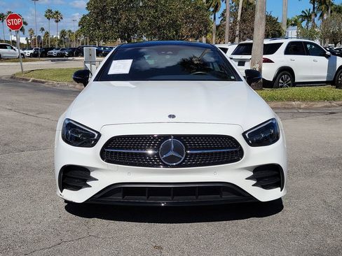 Used 2023 Mercedes-Benz E 450 Coupe image 2
