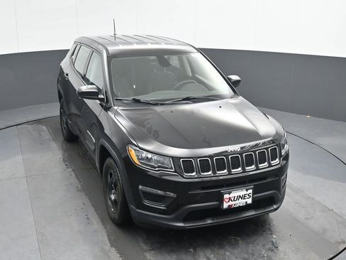 Used 2018 Jeep Compass Sport image 15