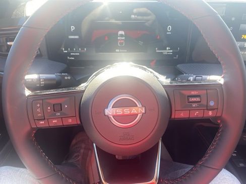 New 2025 Nissan Kicks SR image 21