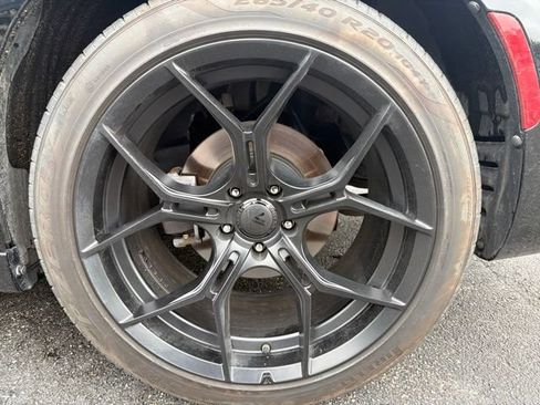 Used 2018 Dodge Charger R/T RWD image 3